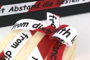Geschenkband_From_Distance -