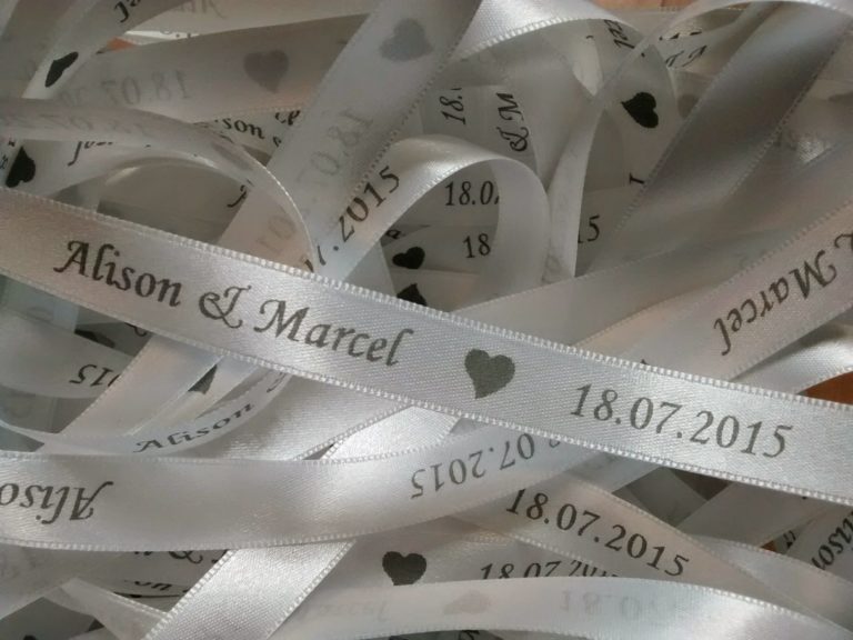 Individuelle Hochzeitsbänder nach Ihrer Idee bedruckt Personalisierte