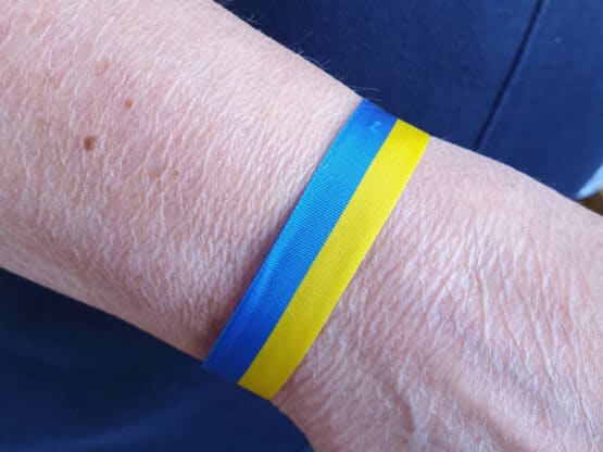 Solidaritätsarmband Ukraine, 10 Stück - nationalbander, armbaender